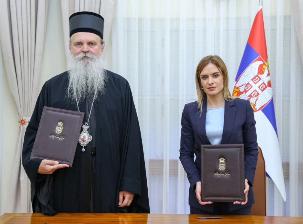 Milica Đurđević Stamenkovski i mitropolit Teodosije potpisali sporazum o podršci ugroženima na KiM