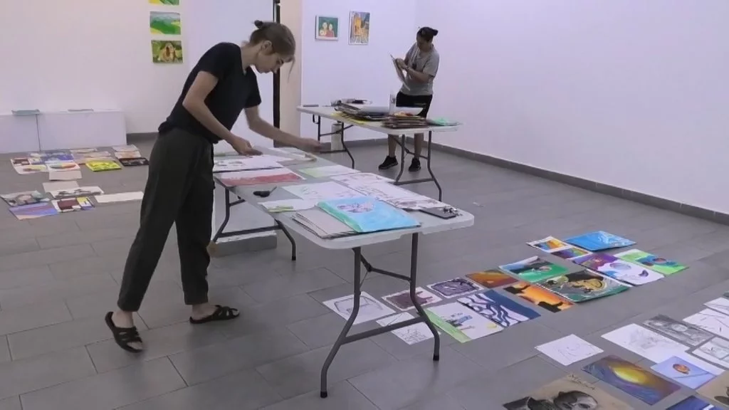 Večeras otvaranje izložbe radova mladih umetnika u Likovnoj galeriji Kulturnog centra Vrbas