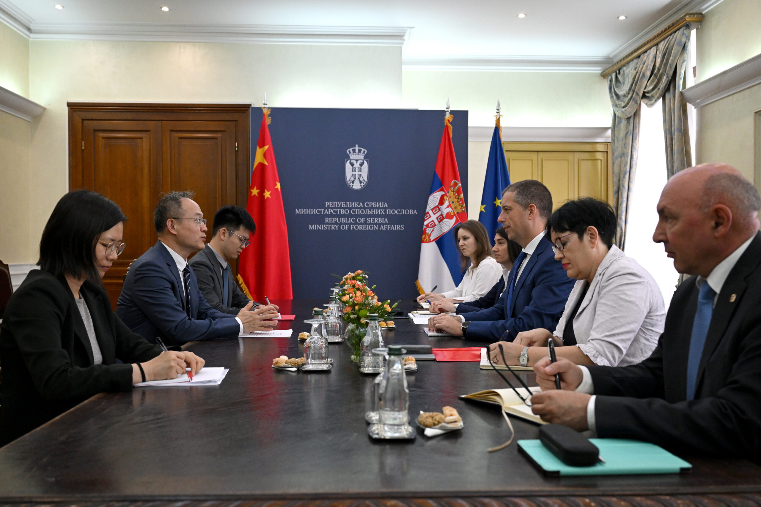 Đurić sa ambasadorom Kine: Visok nivo međusobnog poverenja snažna baza dalje saradnje