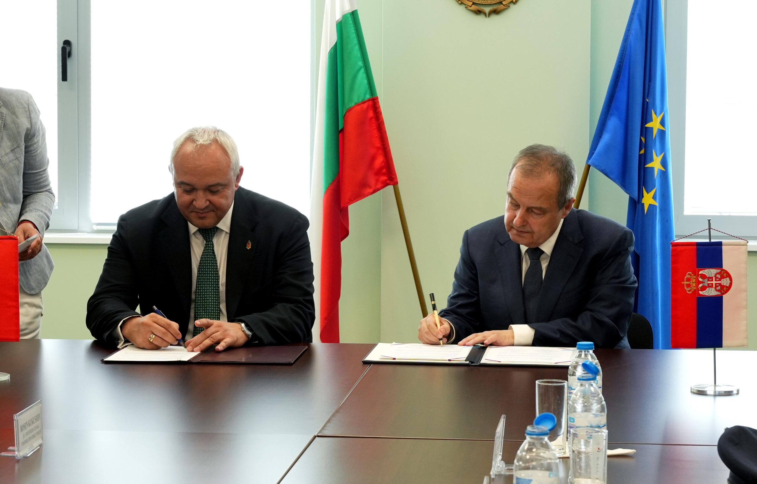 Dačić i Demerdžijev potpisali Memorandum o novom zajedničkom graničnom prelazu