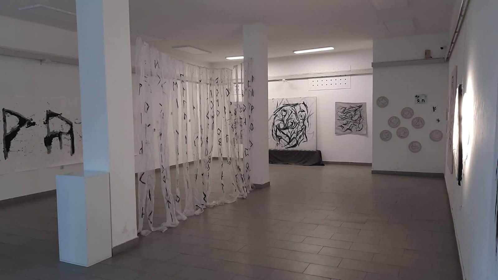 Izložba „Arhe Lumena“ dostupna u Likovnoj galeriji do 23. jula