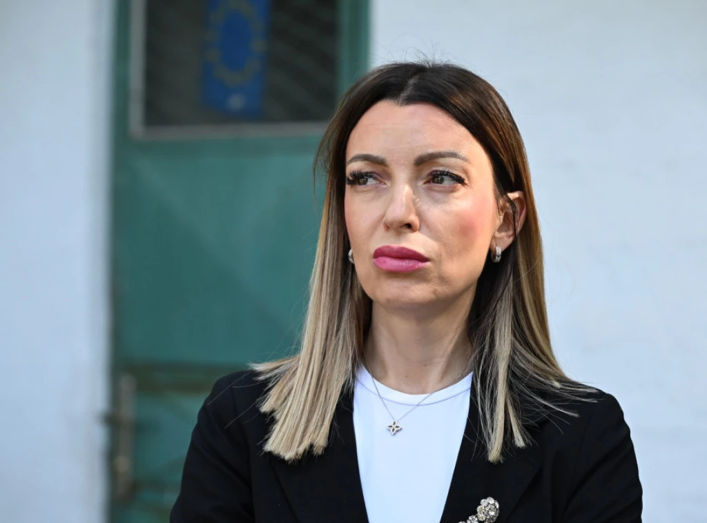 Mesarović obišla pripremne radove na produbljivanju Baračkog kanala kod Bezdana